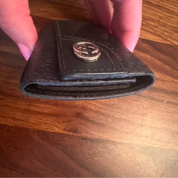 GUCCI Britt Guccissima Leather Key Case Black - Picture 3 of 9